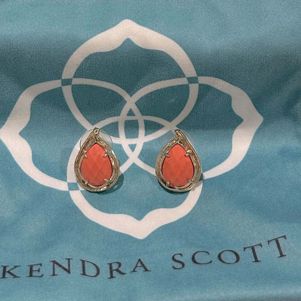 Peach Pear Shaped Kendra Scott Earrings